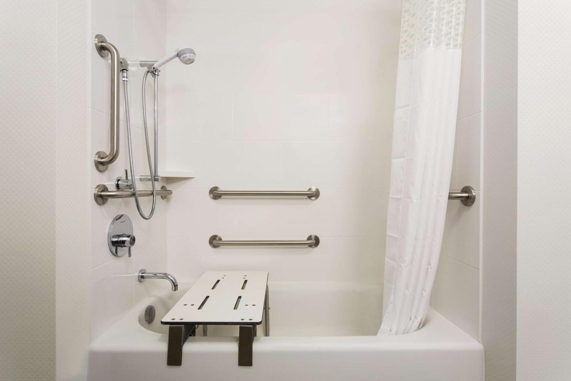 Hampton Inn By Hilton Kennewick At Southridge Экстерьер фото